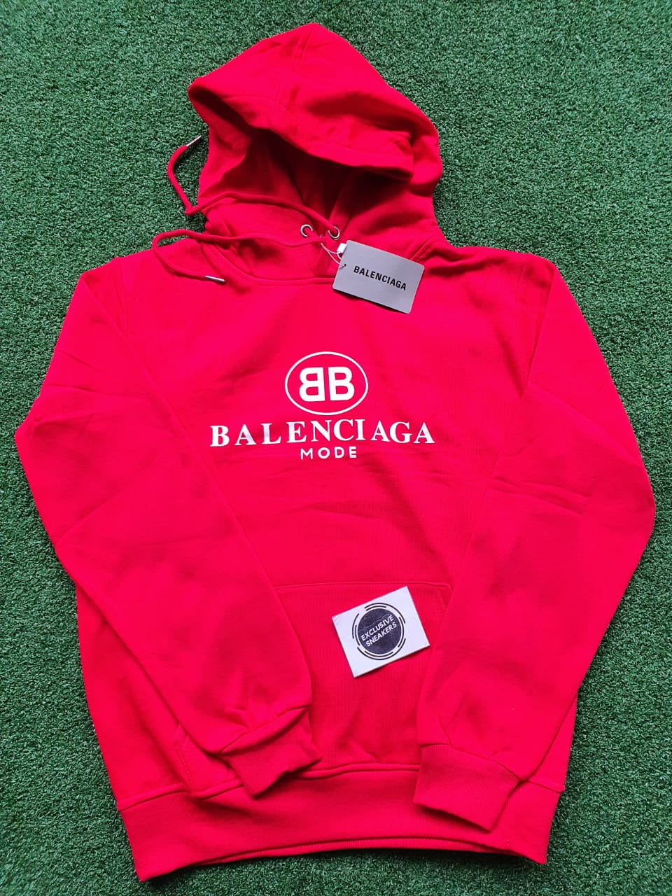 The Ultimate Guide to Balenciaga Hoodies: Style and Luxury Combined