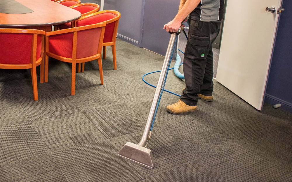 The Top Benefits of Using a Professional Carpet Cleaning Company for Events