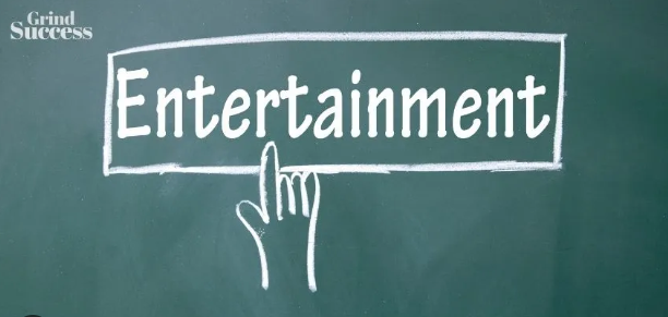 Lights, Camera, Blog: A Rollercoaster Ride into the Heart of Entertainment”
