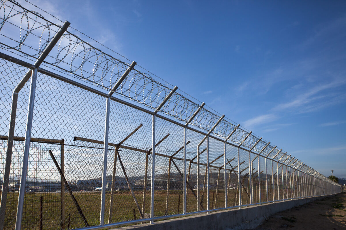 Choosing the Right Commercial Fence for Your Business: Factors to Consider