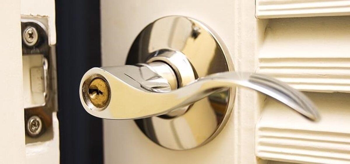 Decoding the Best Locksmith Services in Dubai: What to Look For