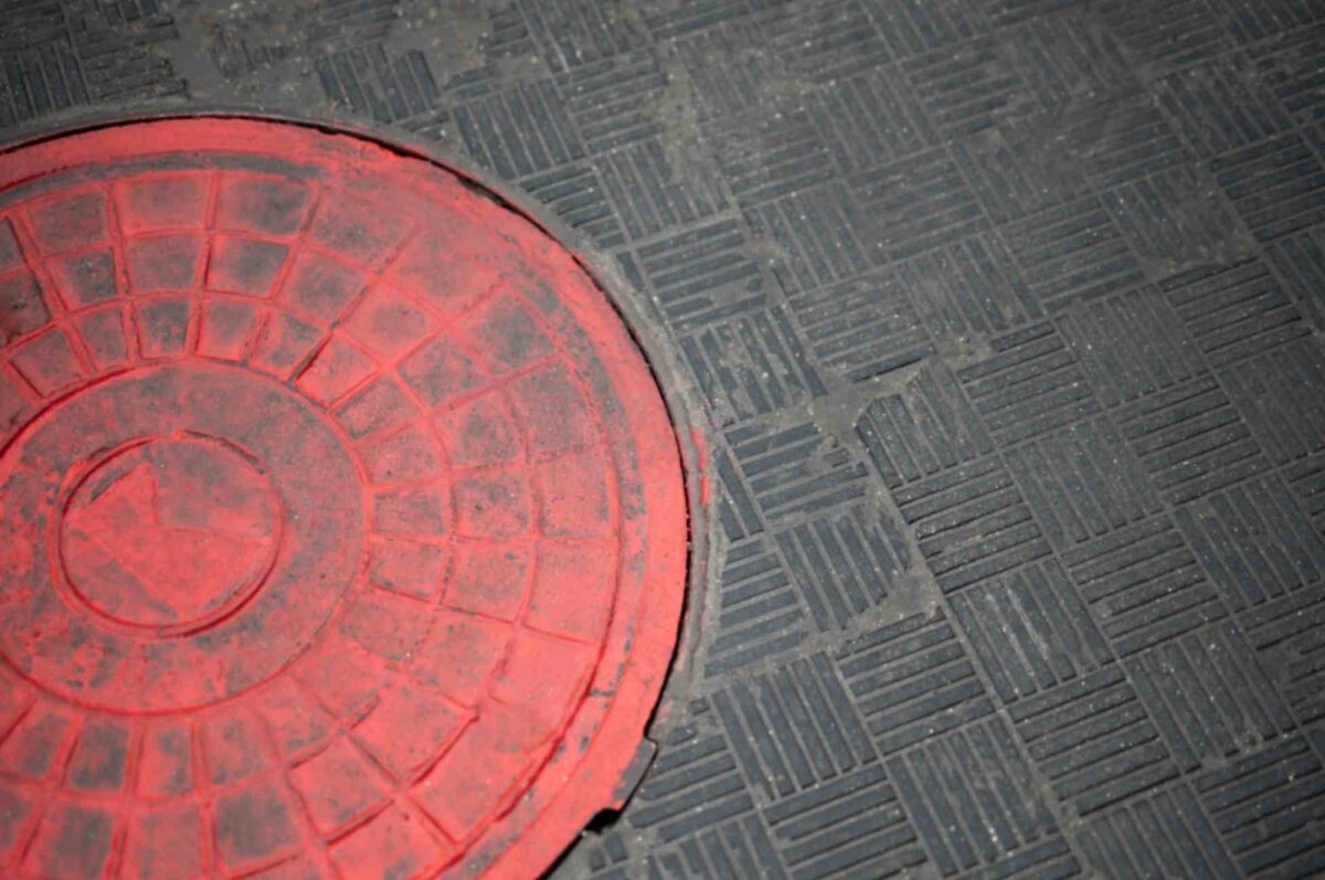 What to Expect from the Best Manhole Cover Supplier in the UAE?