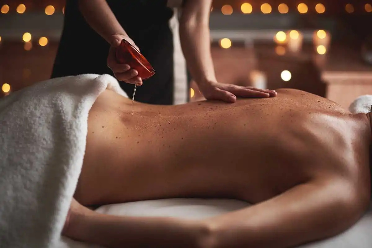 Exploring Happy Ending Massages in London: A Controversial Phenomenon