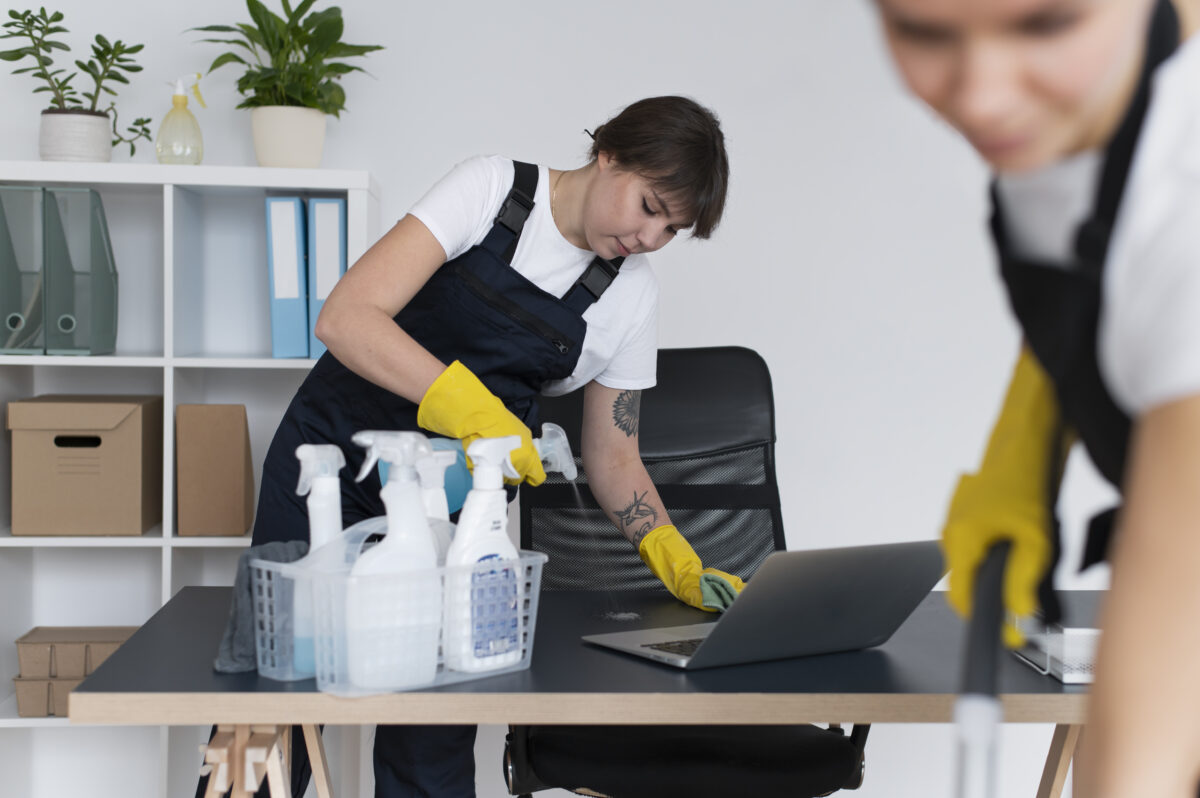 Commercial Office Cleaning Services: Elevating Workplace Excellence