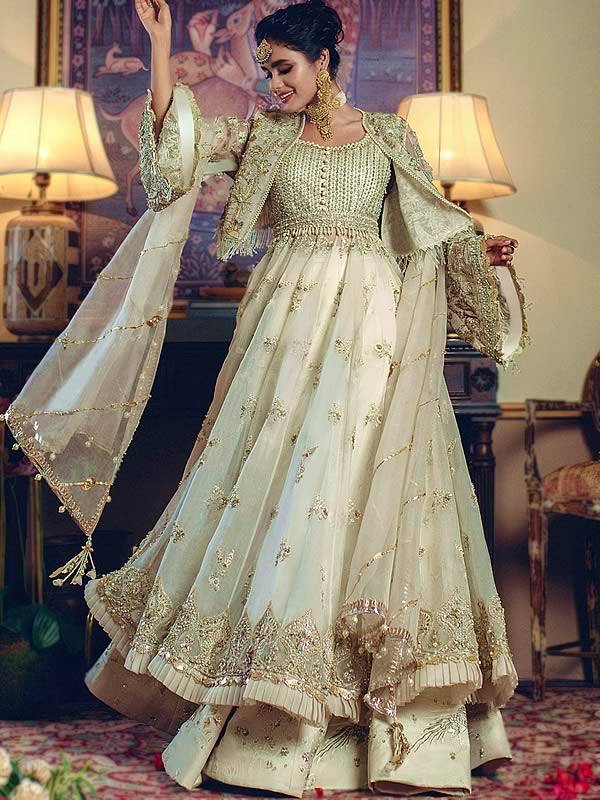 Handcrafted Lehenga: Blending Tradition With Contemporary Elegance