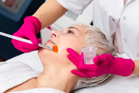 Unveil Your Best Skin: Chemical Peels in Dubai