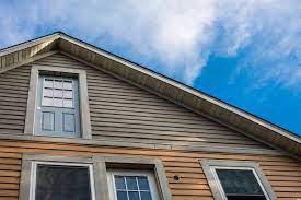When to Repair or Replace Your Damaged Siding