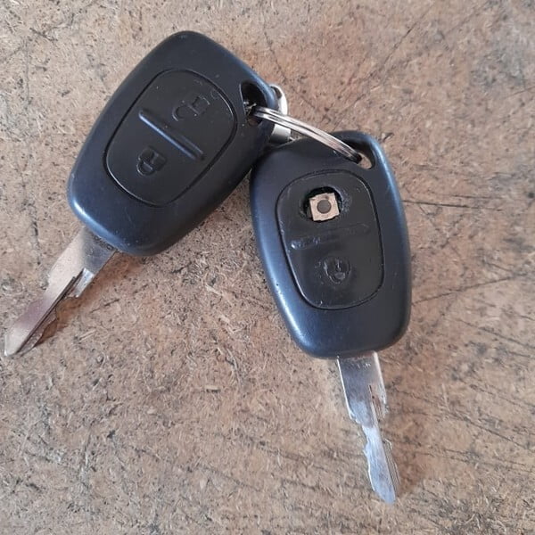 How to Find a Dependable Car Key Maker Near Me in Dubai