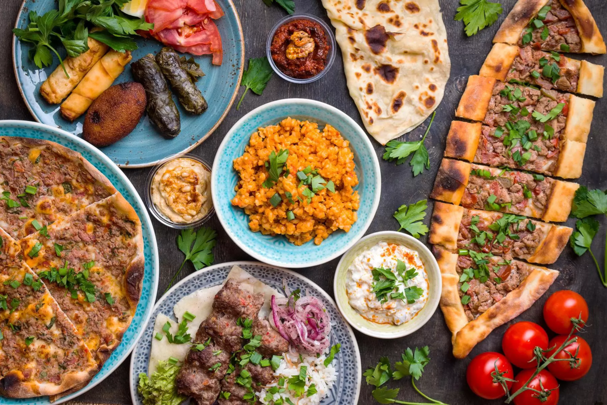 What is the ambiance like at Middle Eastern Restaurants?