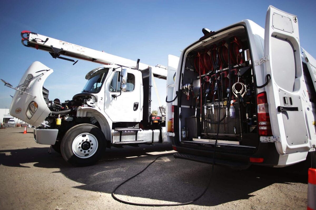Stay on Track: The Benefits of Mobile Truck Repair Services