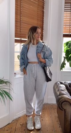 Quality Over Quantity: 7 Women’s Joggers Worth Investing In