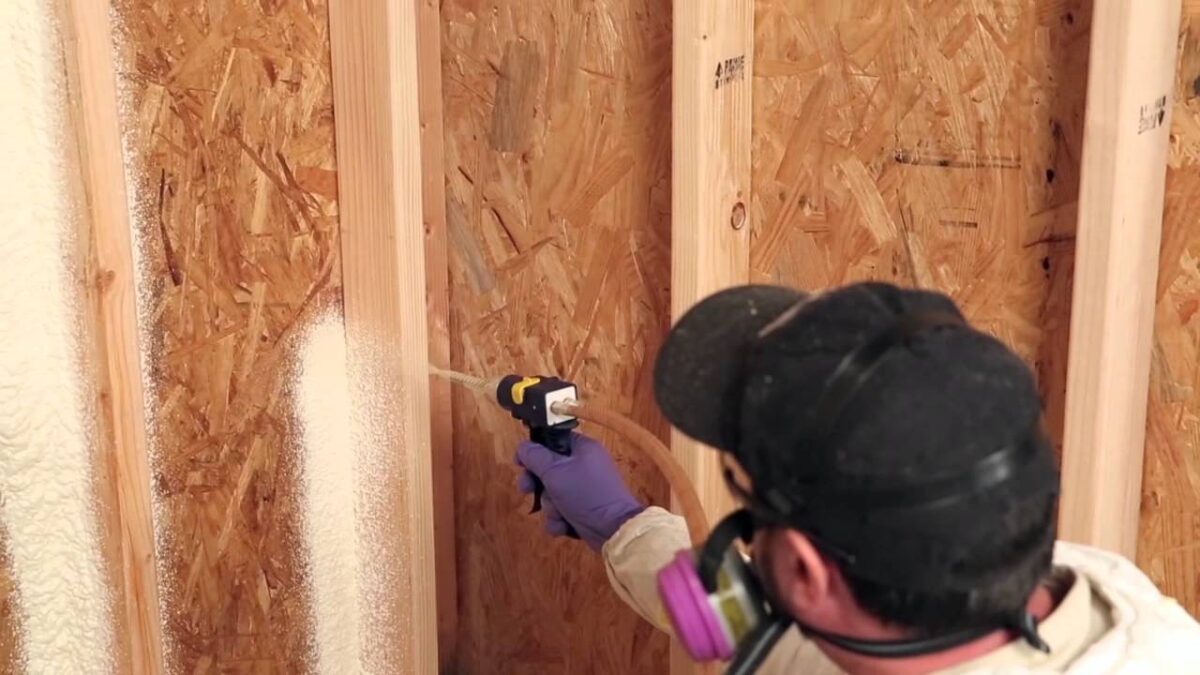 Closed-Cell Spray Foam Installers