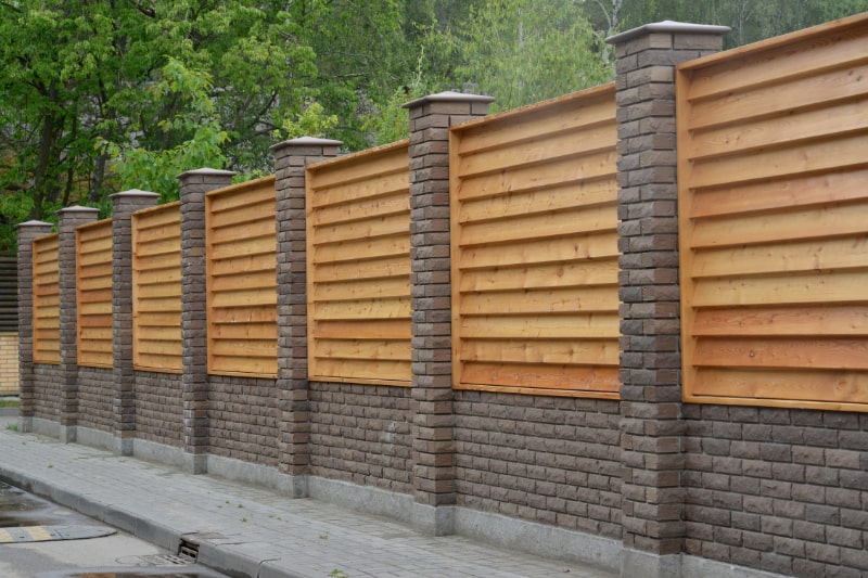 Estate Fencing: Balancing Security, Functionality, and Aesthetic Appeal