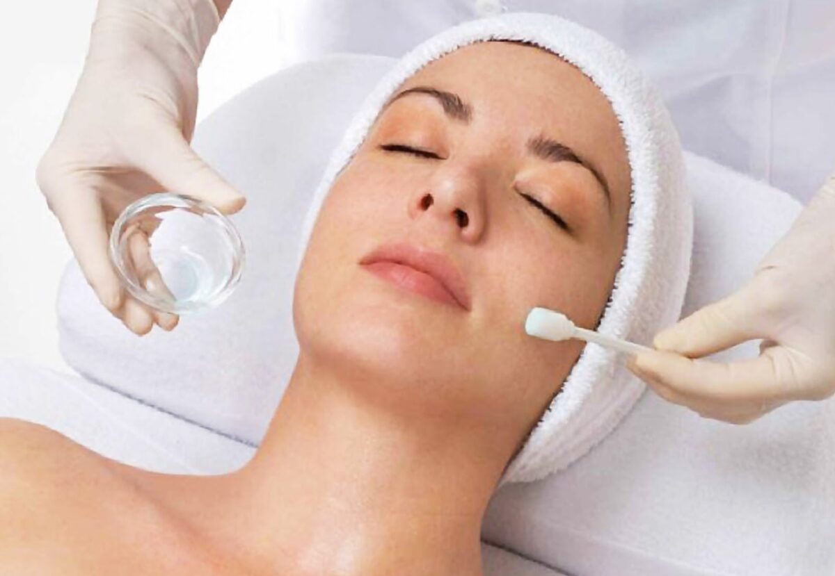 The Ultimate Guide to Facials: Benefits, Treatments, and Locations