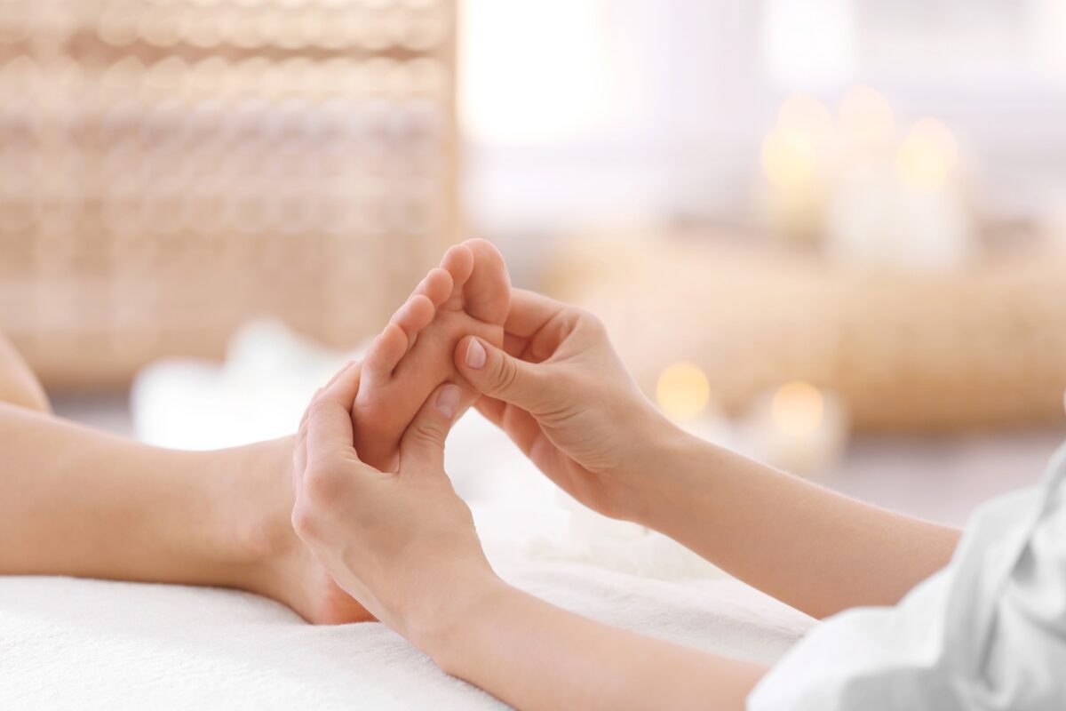 Aromatherapy Reflexology: A Journey to Wellness