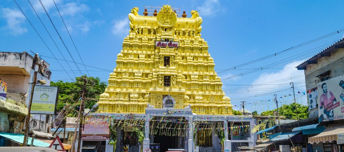 Discover the Hidden Treasures of Rameshwaram Temple in South India