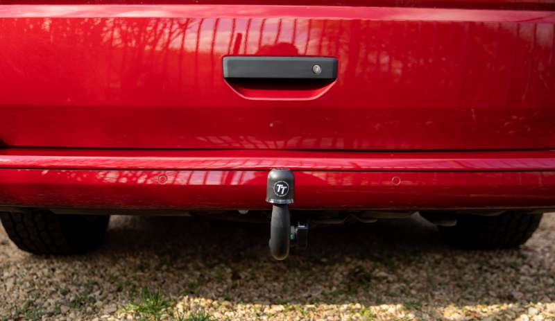 Why Professional Towbar Fitting in Southampton is a Must for Safe Towing