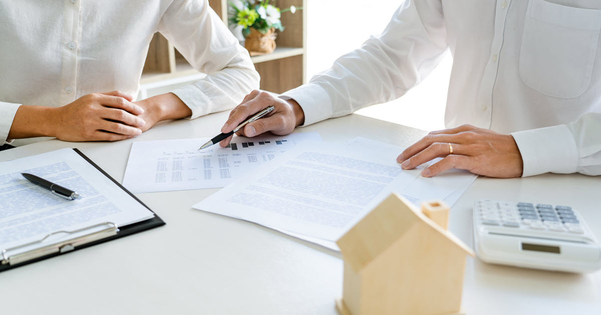 How Commercial Leasing Lawyers Assist with Lease Agreements