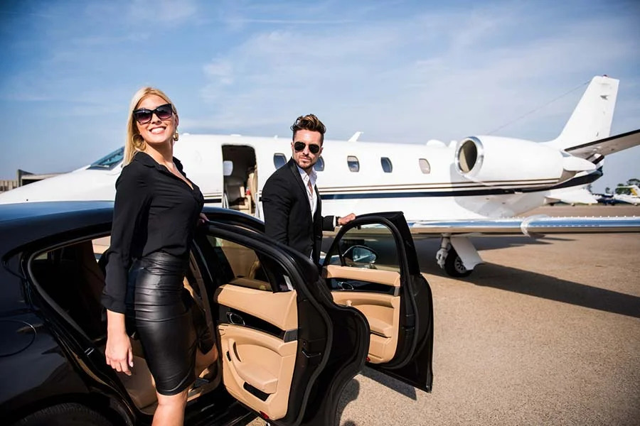 24/7 Chauffeur Service in Houston, TX: Experience Luxury with Houston Luxury Rides