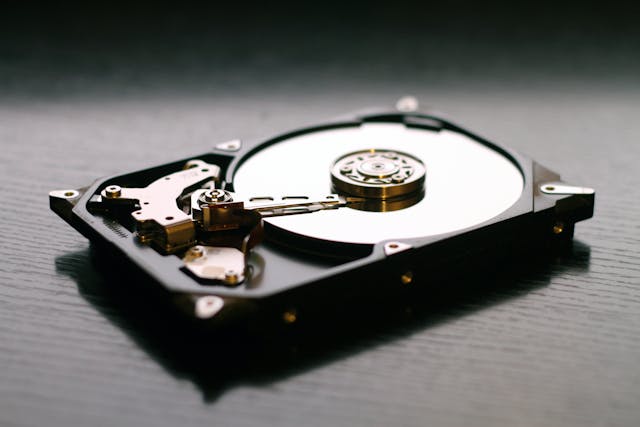 How Hard Drive Shredding Prevents Data Breaches and Identity Theft