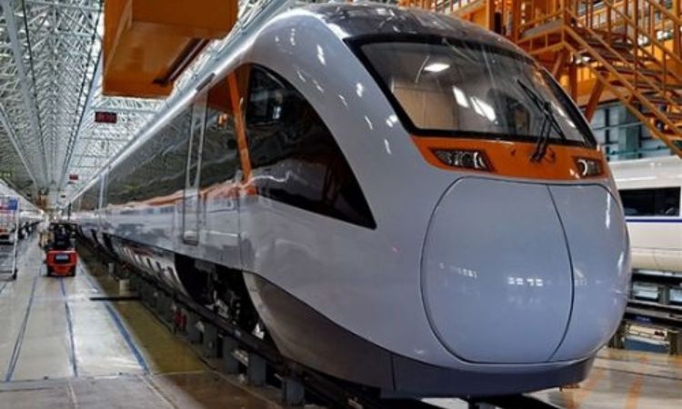 Hybrid Train Market: Trends, Growth, and Future Outlook (2024-2032)