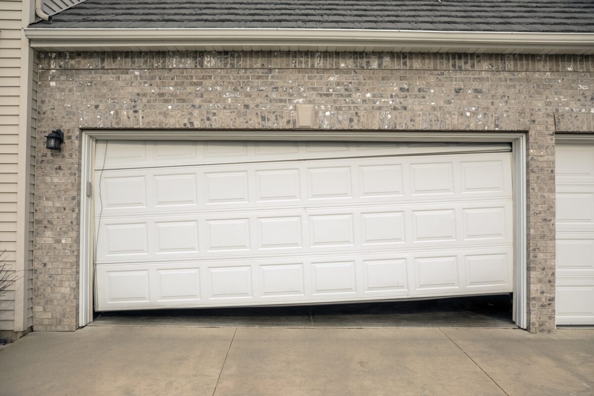 garage gate installation