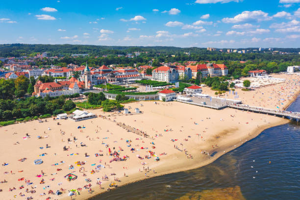 Romantic Getaways Near Sopot Beach: Best Spots for Couples