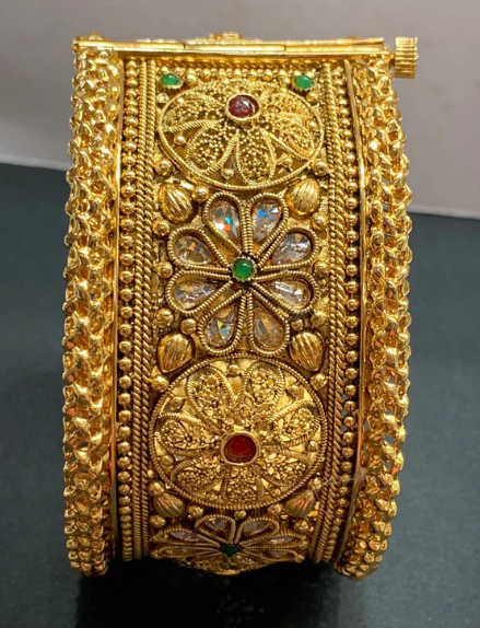 Unveiling the Beauty of Indian Bracelet Jewelry Trends for 2024