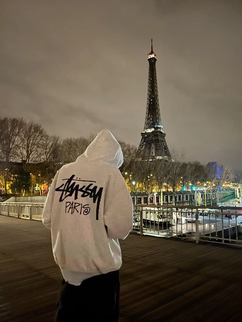 The Ultimate Guide to Stussy Hoodie and Pants: A Fusion of Style and Comfort