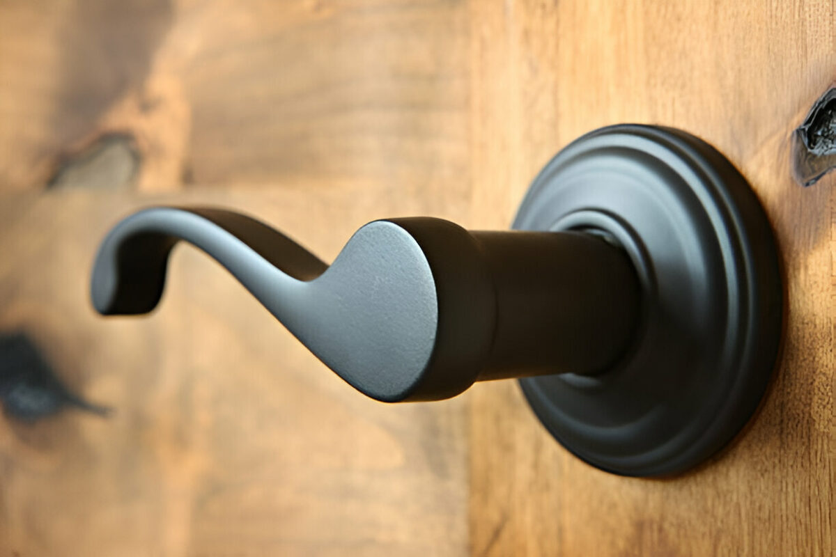 A Guide to Selecting the Best UPVC Door Handles for Your House